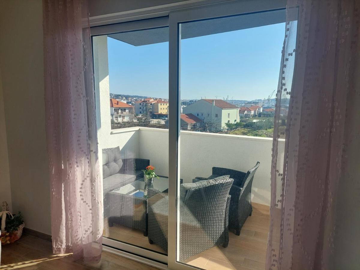 Apartment Ma Mi Trogir Exterior foto